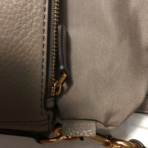 Authentic Marc Jacobs - Picture 3 of 6